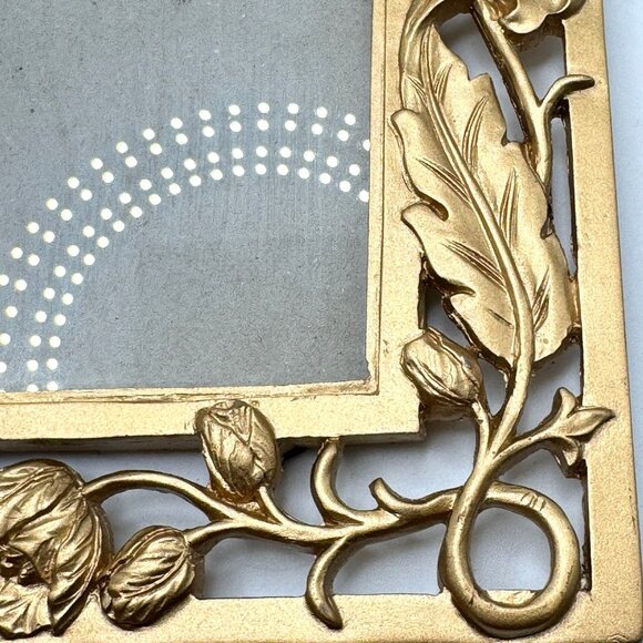 Gold Metal Floral Picture Frame 5x7 Inches With Intricate Leaf & Flower Design - Picture 10 of 11